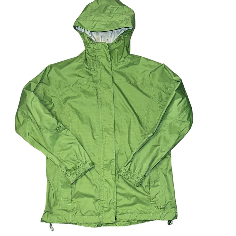 L.L Bean women's Nylon hooded green light weight  jacket size small